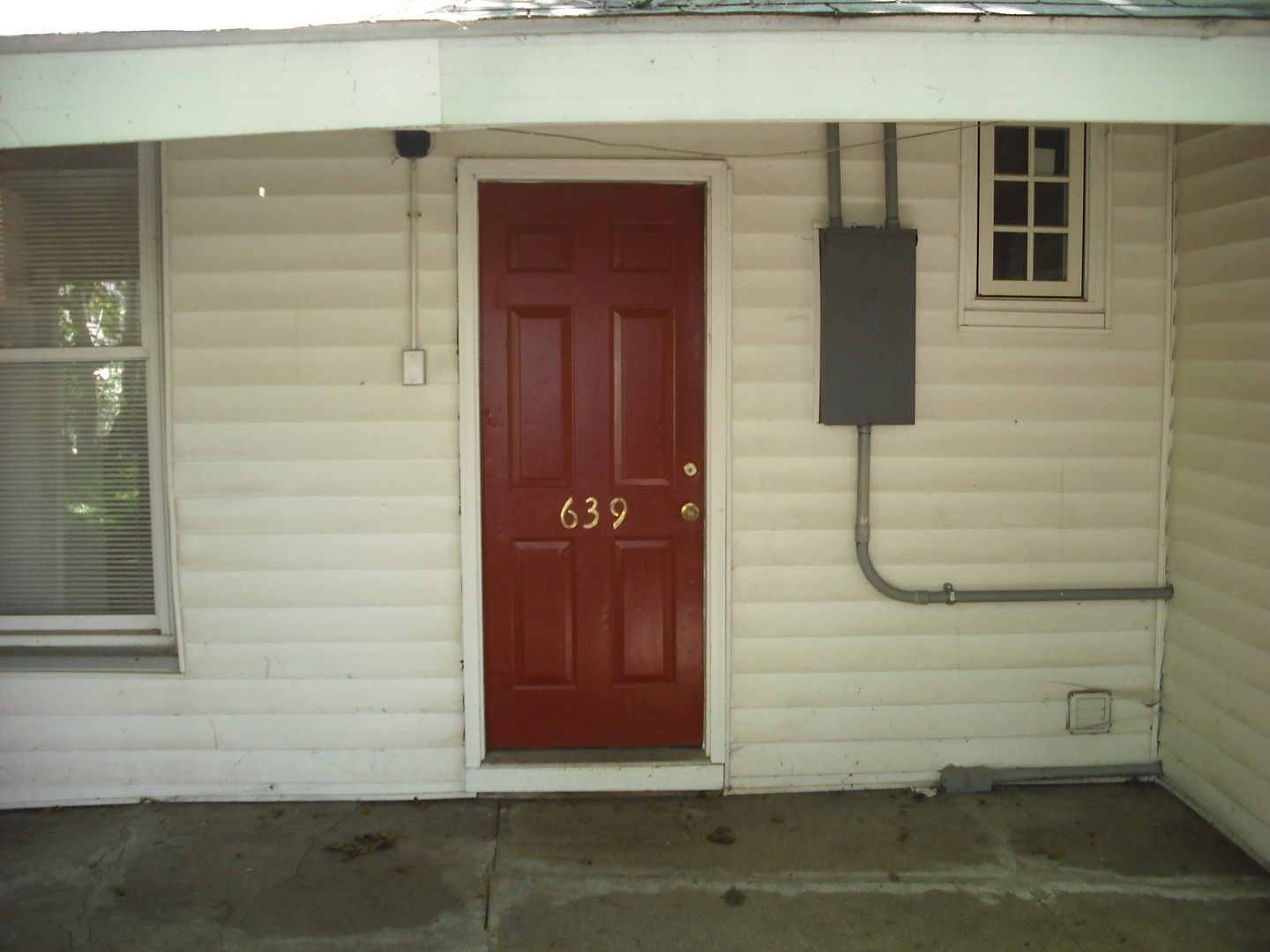 Lafayette Apartment: 639 N. 5th Street