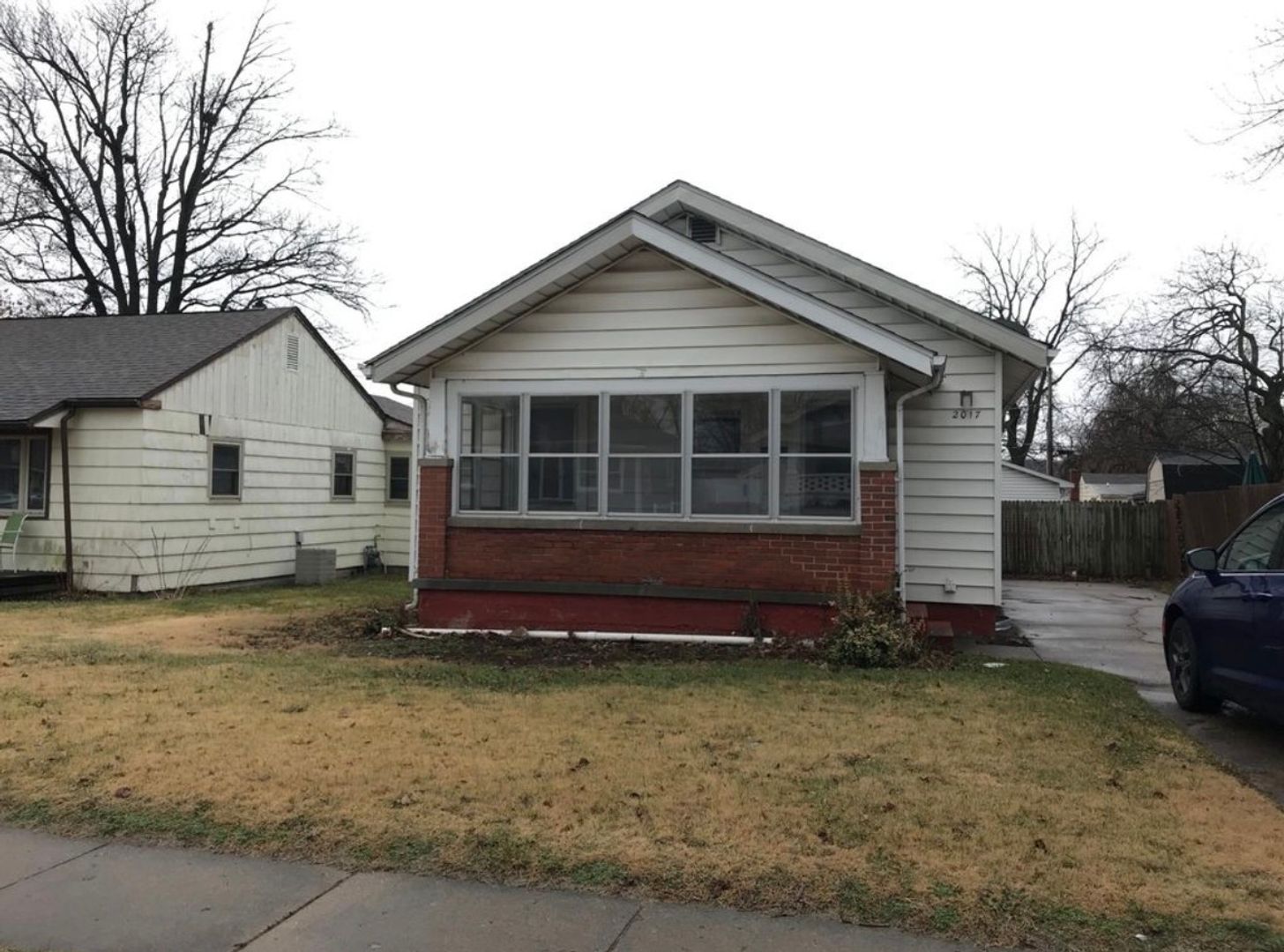 Lafayette House: 2017 Vinton St