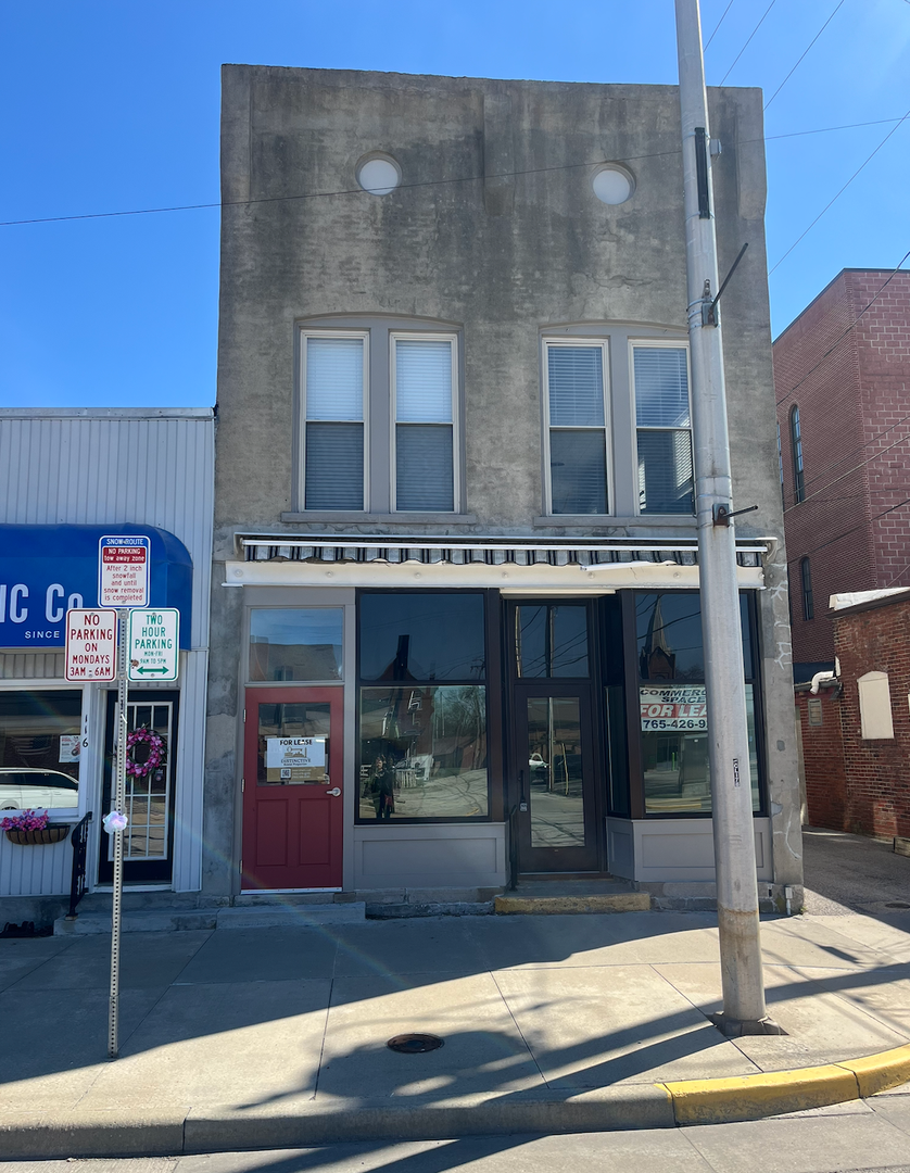 Delphi Apartment: 114 E Franklin St - Apt 3