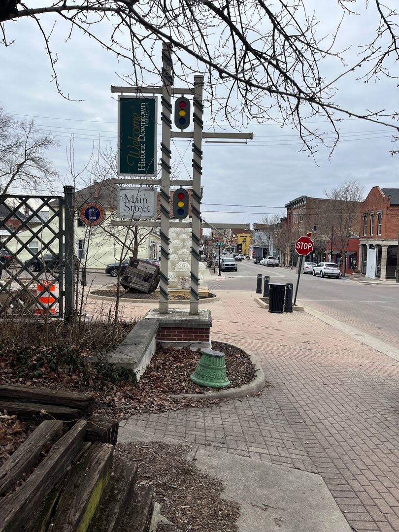 Lafayette Apartment: 1105 Main Street