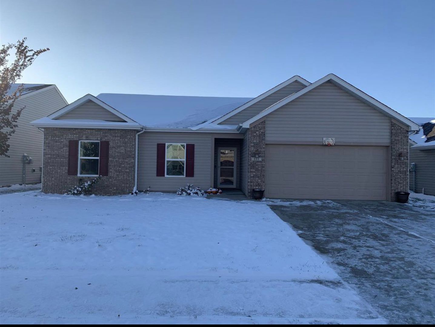 Lafayette House: 880 Belgian Dr