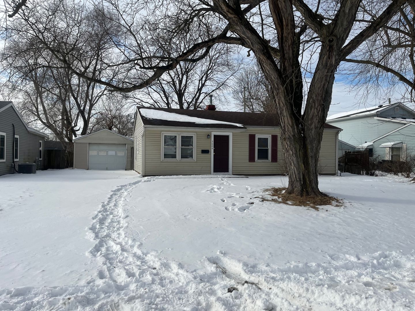 Lafayette House: 3004 S 18th St