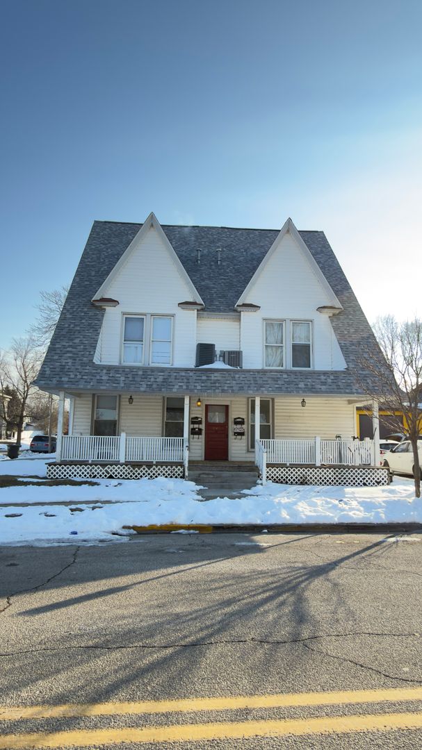 Lafayette Apartment: 639 N. 5th Street