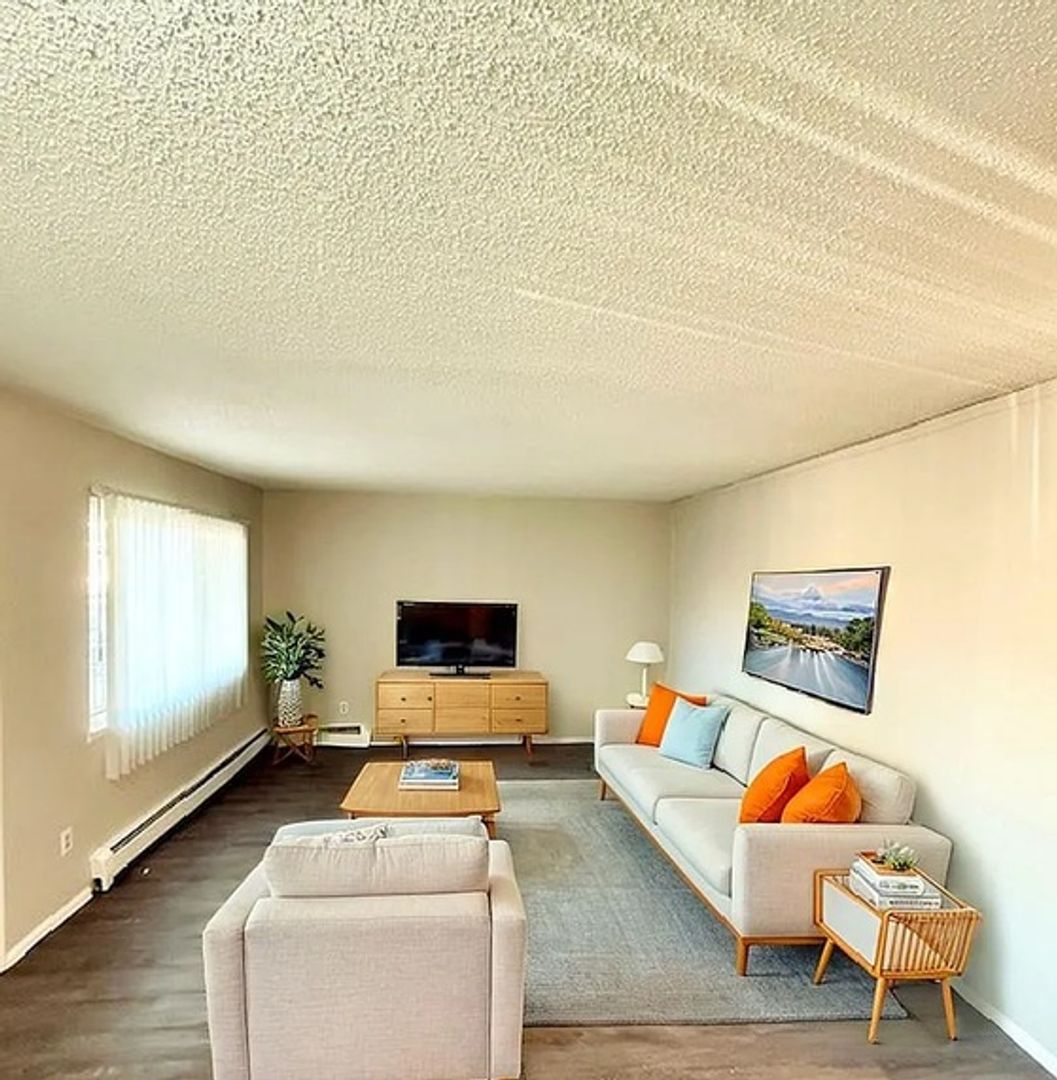 Colorado Springs Apartment: 1935 Carmel Drive