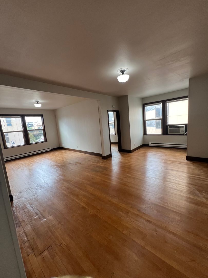 Fargo Apartment: 422 2nd Ave N