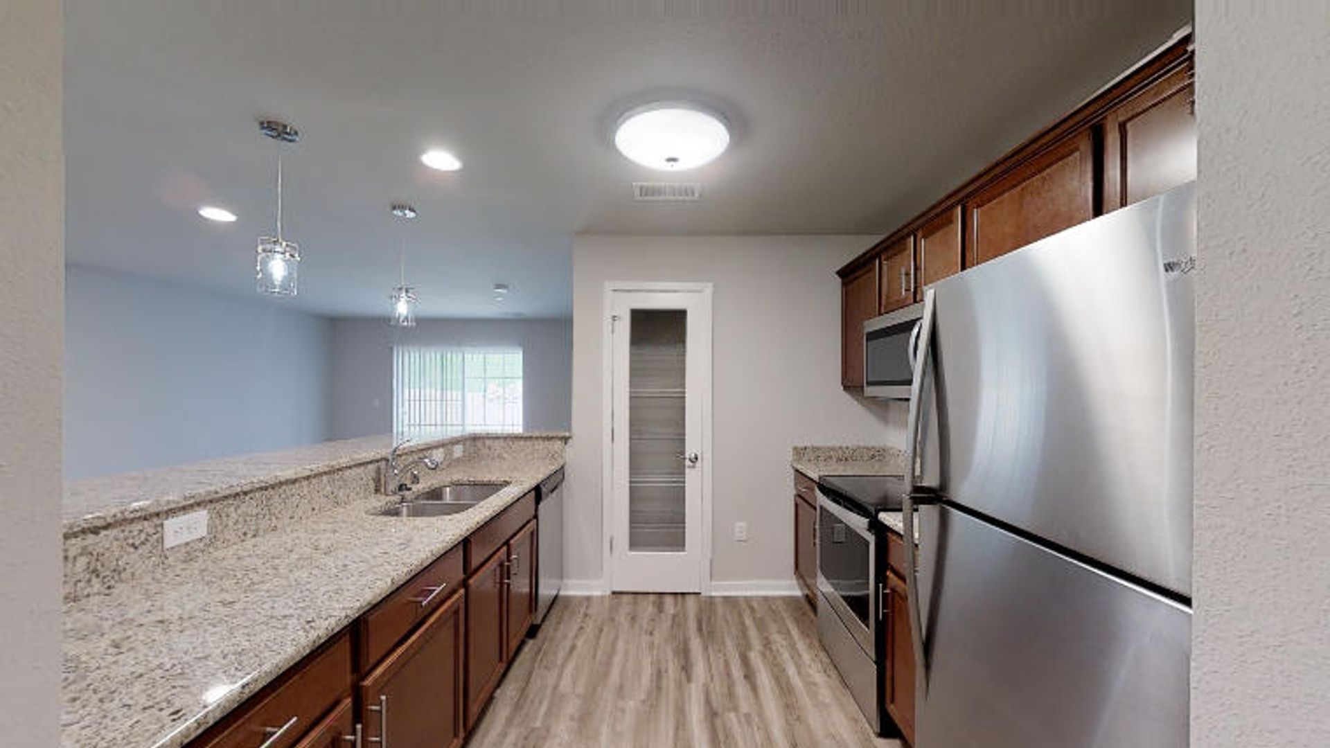 Slinger Apartment: 738 Cedar Bluffs Way