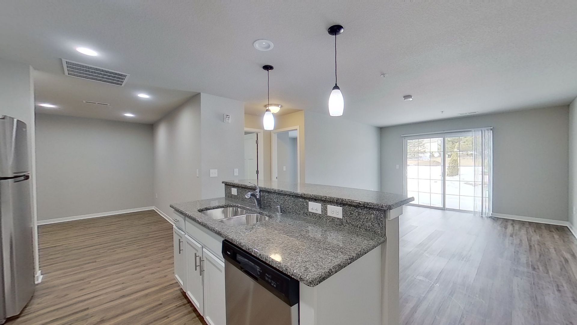 Slinger Apartment: 1777, 1779, 1815 American Eagle Dr.