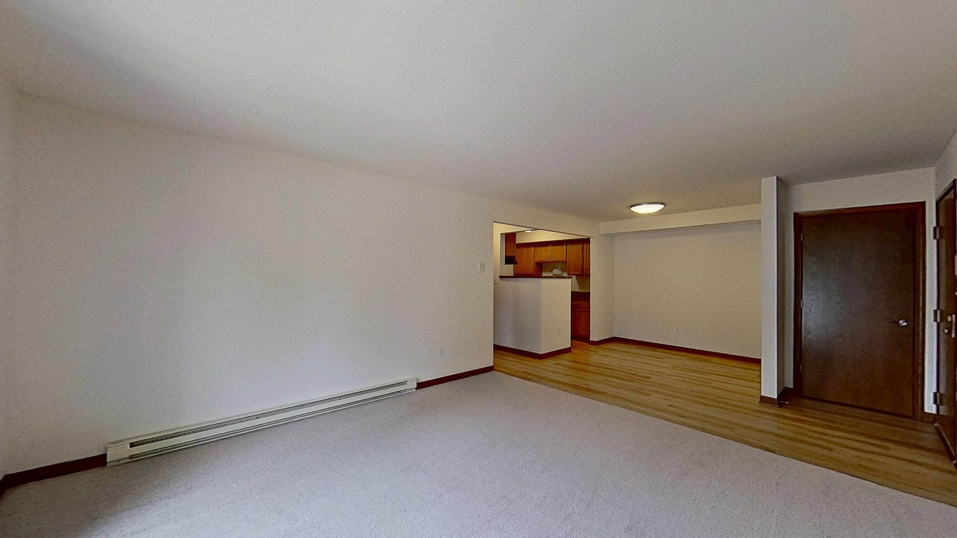 Menomonee Falls Apartment: N81 W15141 Appleton Ave