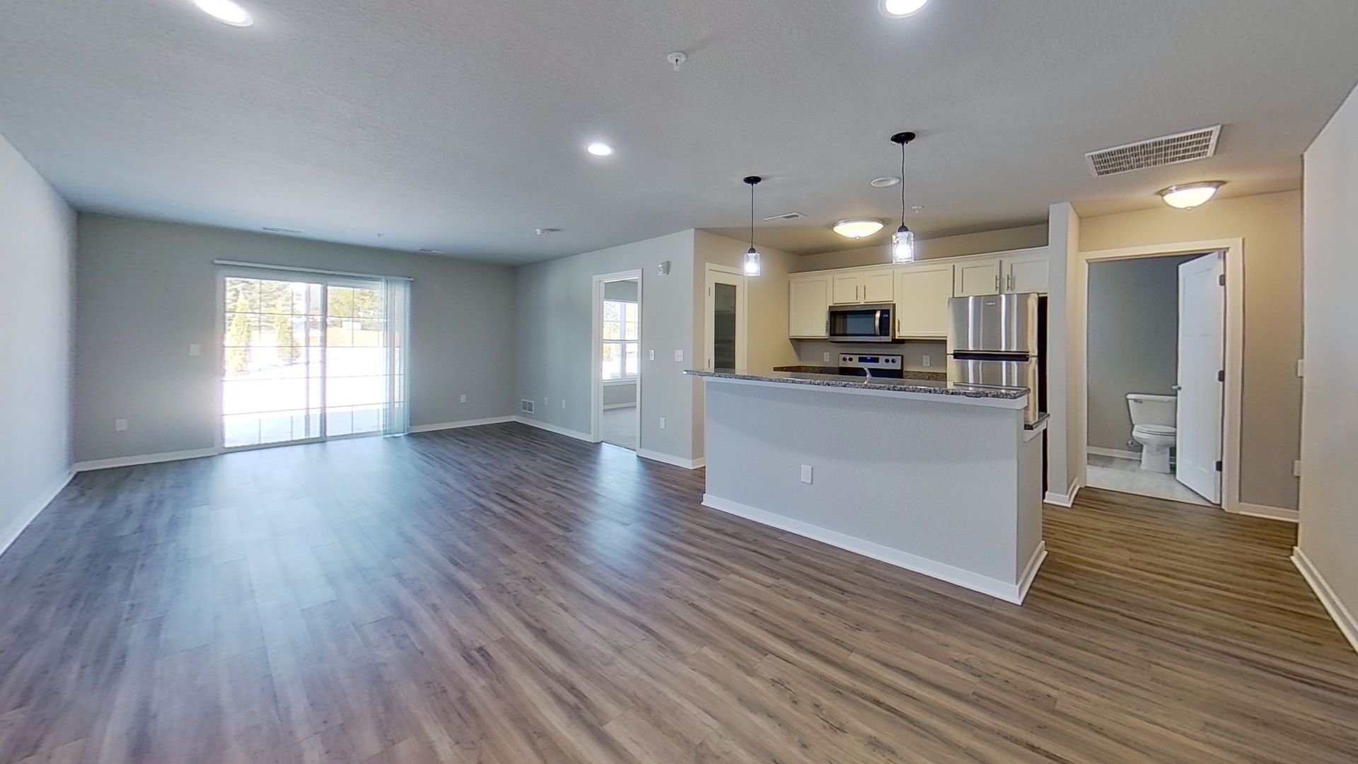 Slinger Apartment: 1777, 1779, 1815 American Eagle Dr.