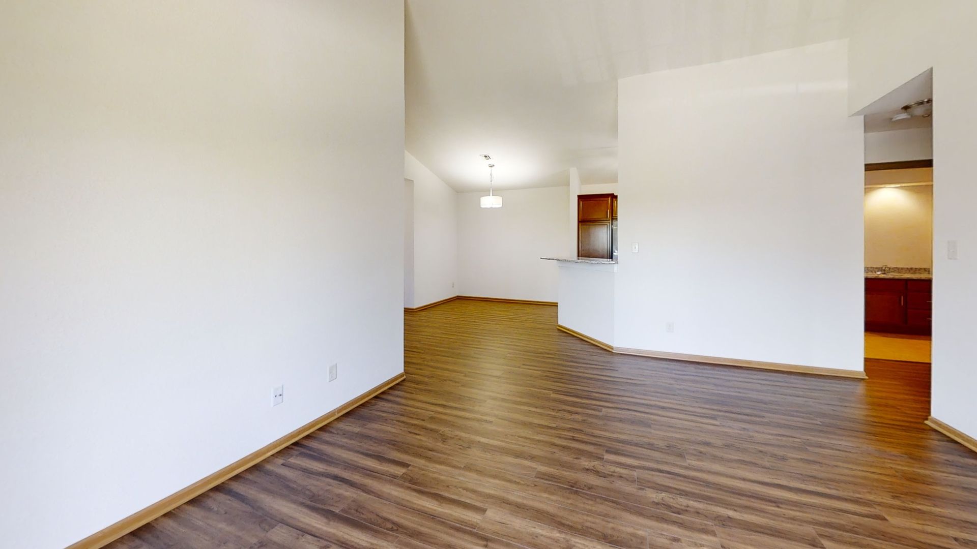 RENOVATED Condo Style Upper 2 Bedroom 2 Bathroom Apartment 4 of 12