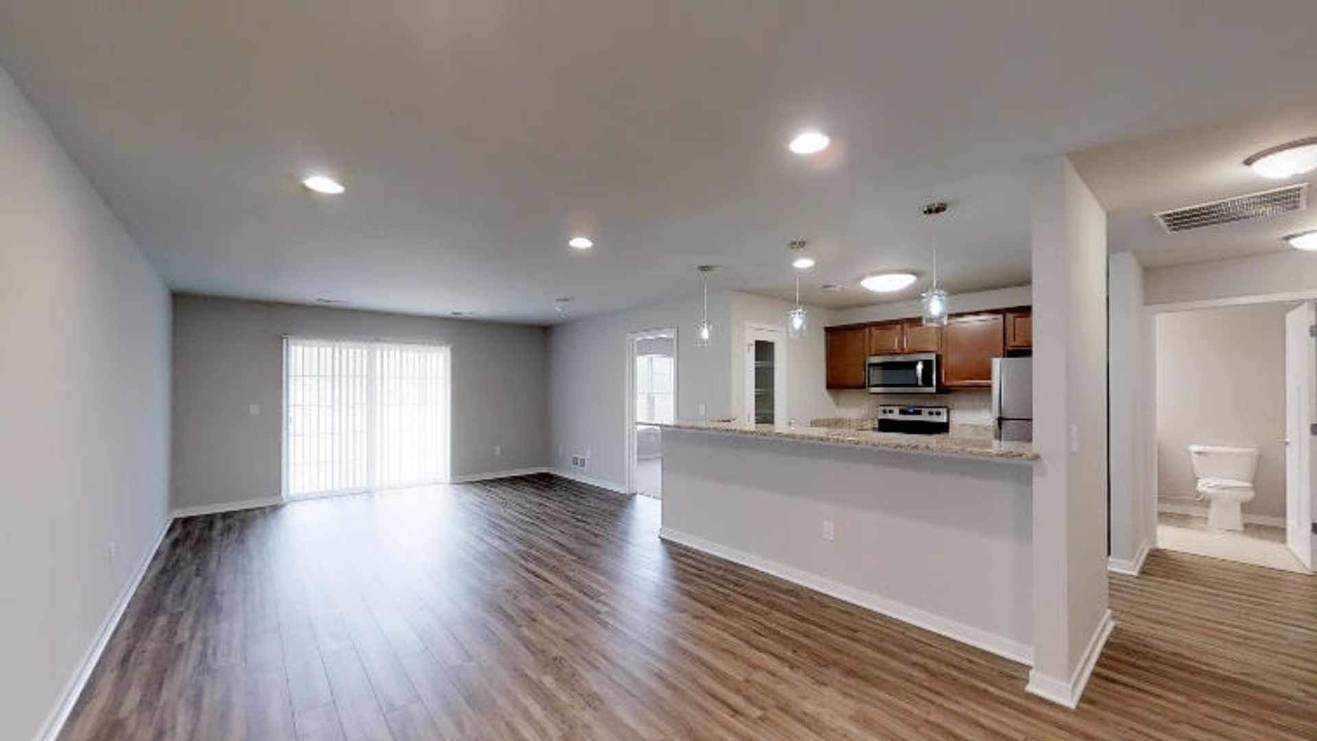 Slinger Apartment: 718 Cedar Bluffs Way