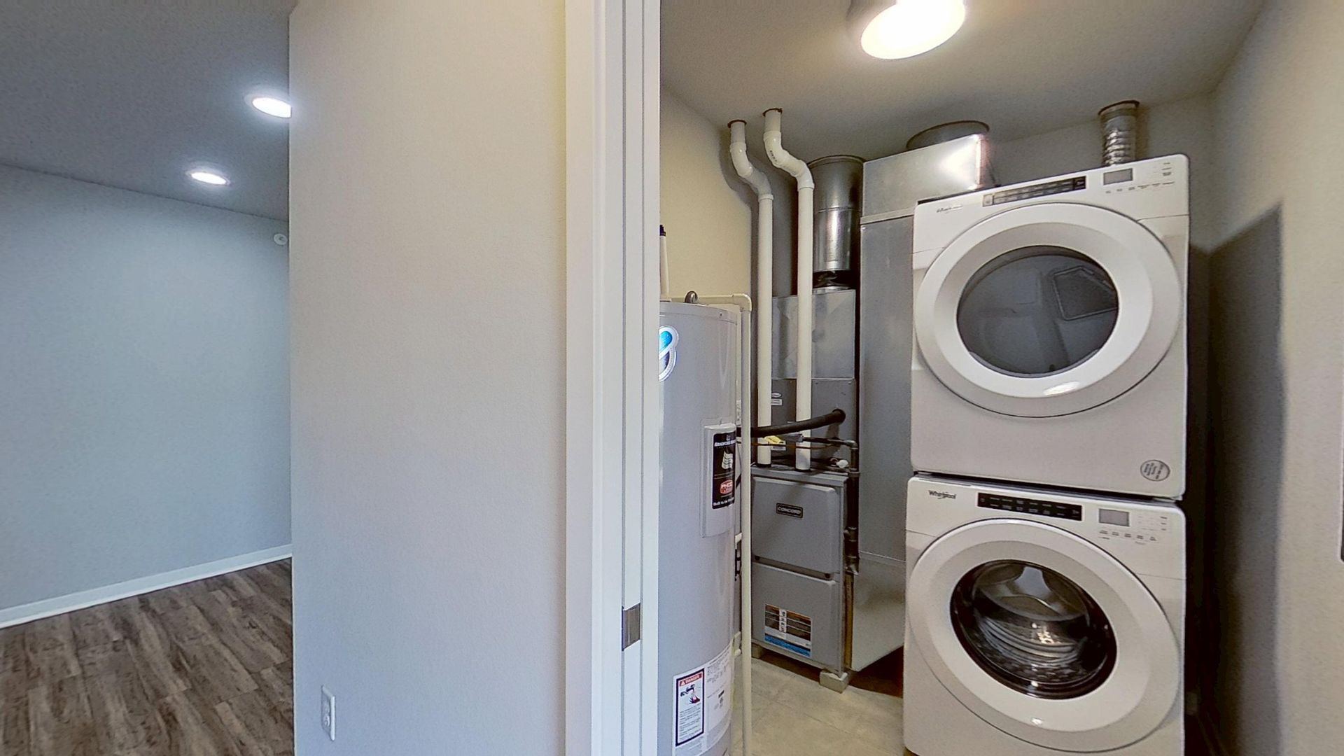 Laundry room at The Terraces @ 60East (8 of 8)