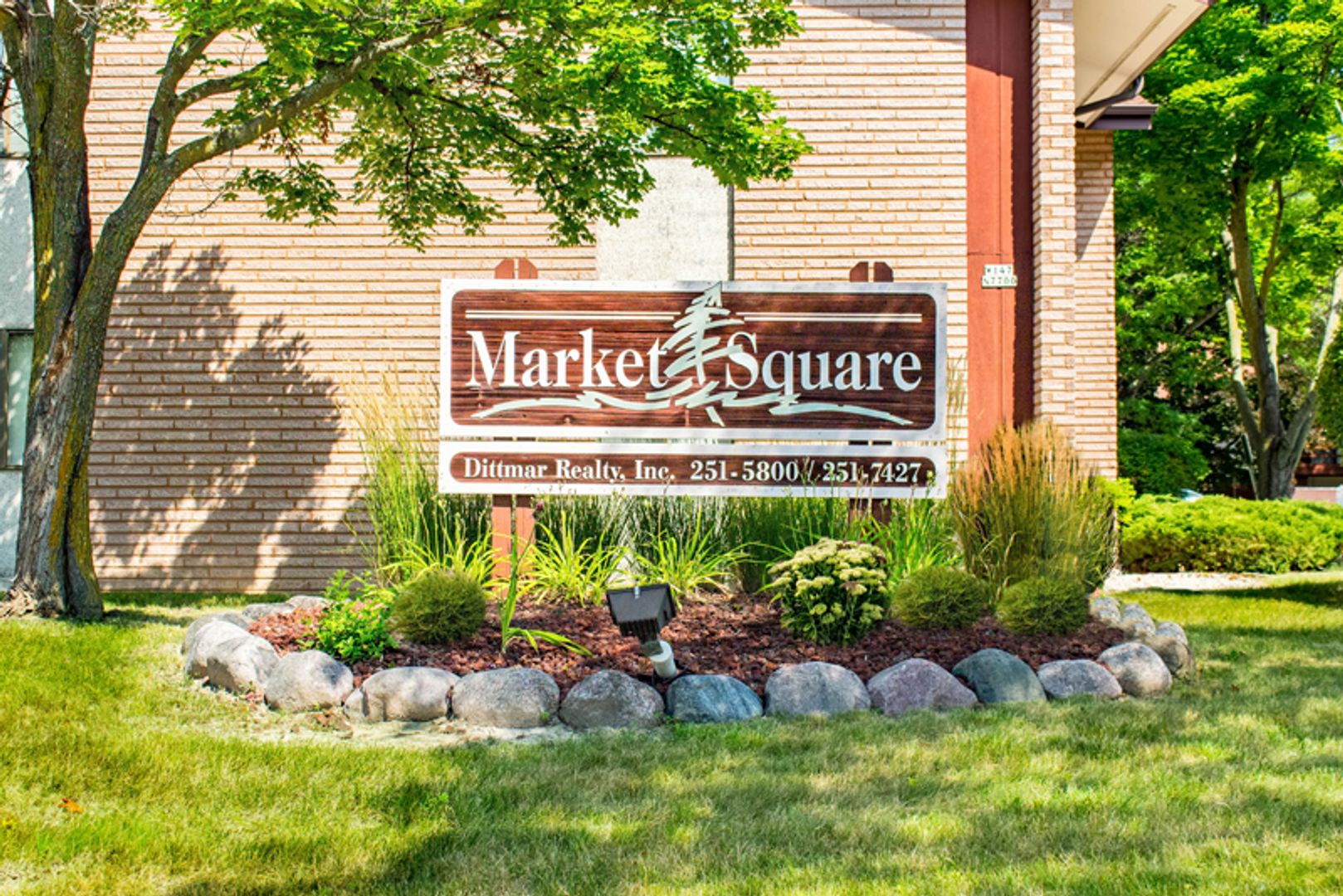 Menomonee Falls Apartment: W147 N7680-7700 North Point Dr