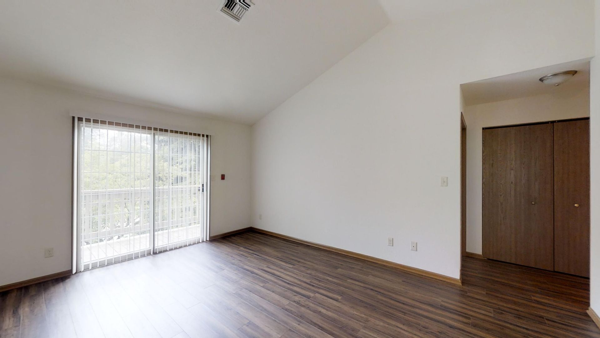 RENOVATED Condo Style Upper 2 Bedroom 2 Bathroom Apartment 9 of 12