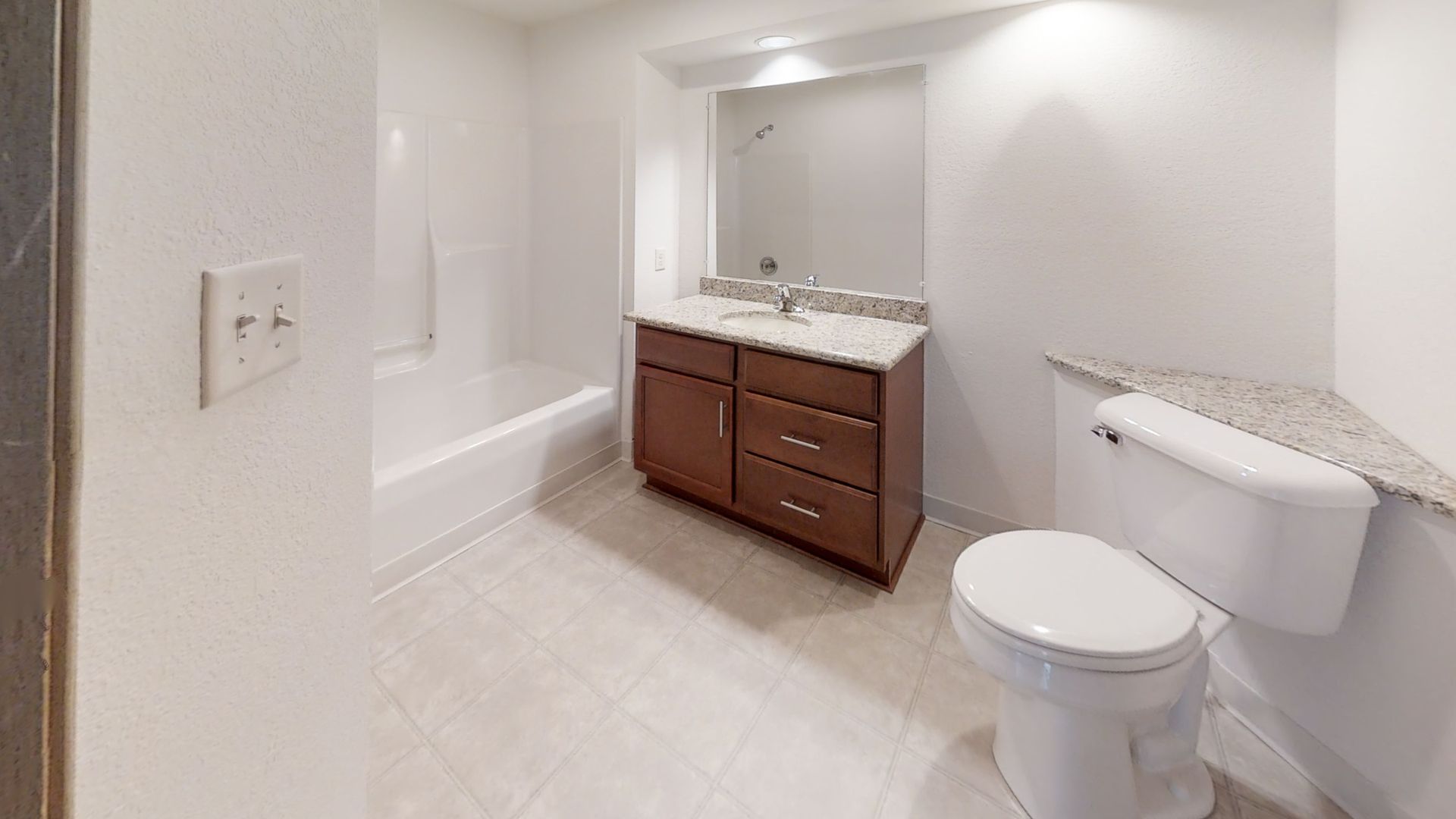 RENOVATED Condo Style Lower 2 Bedroom 2 Bathroom Apartment 5 of 11