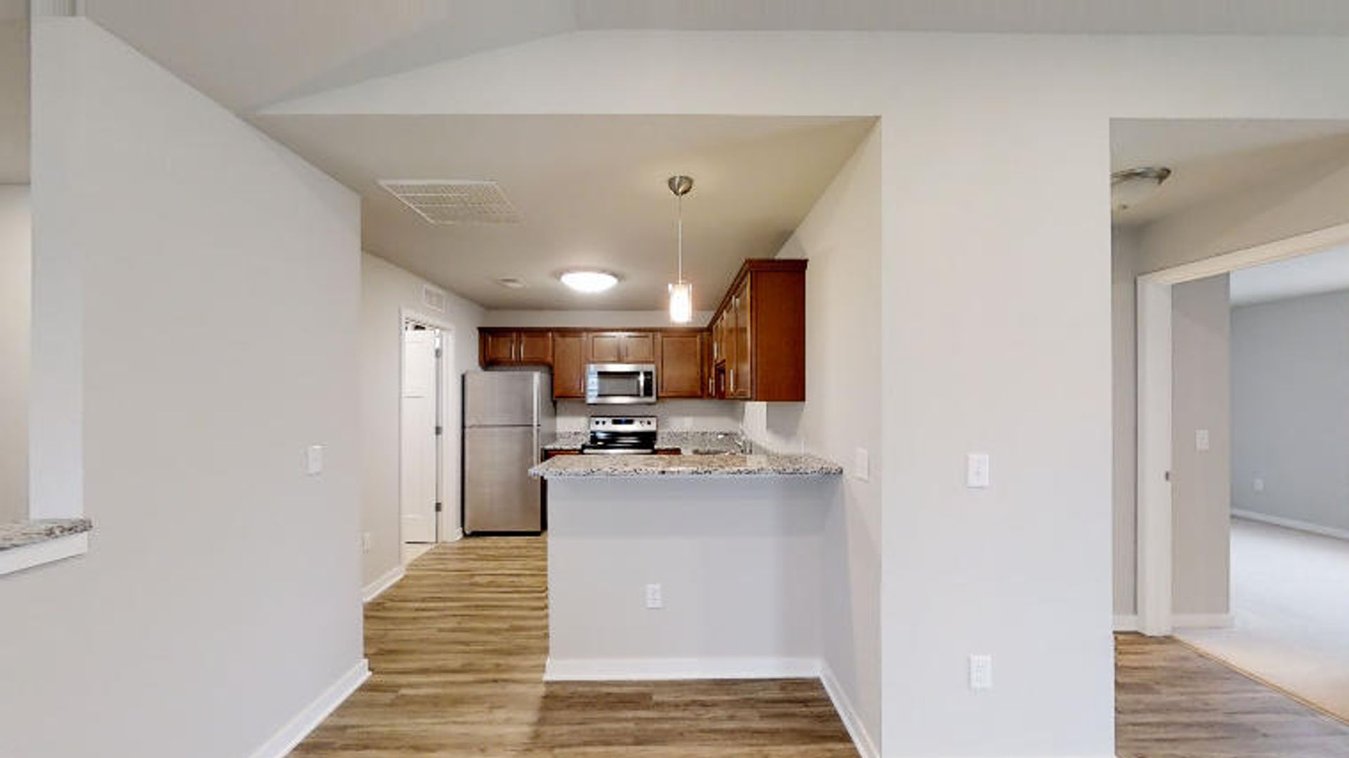 Slinger Apartment: 700 Cedar Bluffs Way