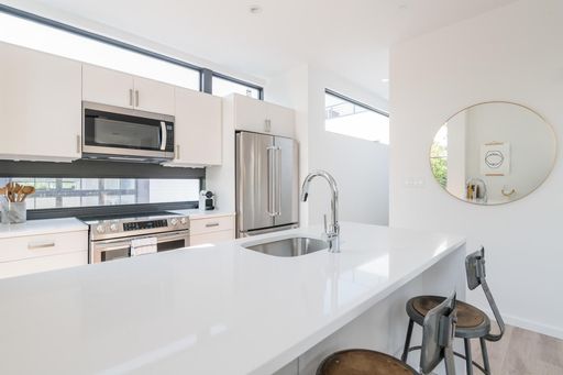 OSLOadmo - Unit 8 - Bedroom C – Private Room + Bathroom in Adams Morgan – photo 1
