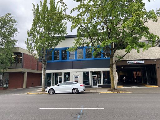 Recently Renovated Studio in Downtown Salem – photo 1