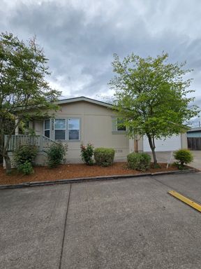 [33152 Fuchsia Lane] ***Limited Time Summer Rent Special!*** Pet Friendly 3bed : 2bath home w/ Garage & RV Parking