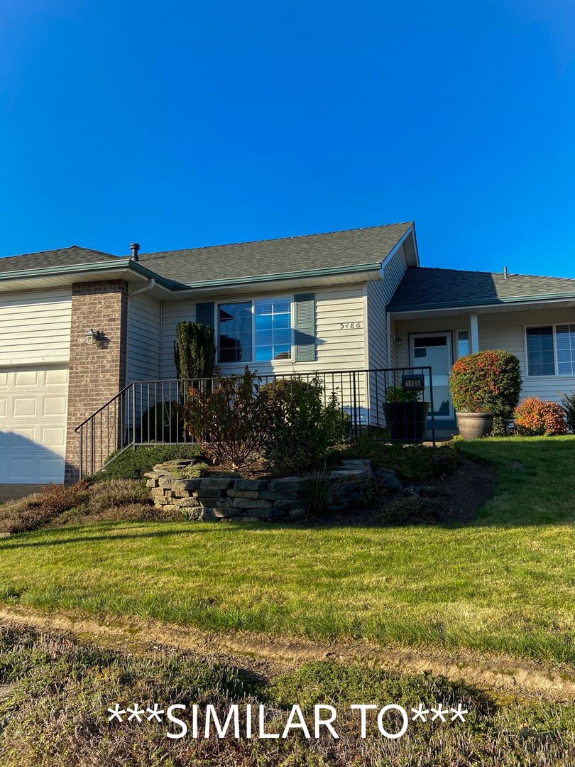 Salem Apartment: 5482 & 5486 Monterey Dr SE