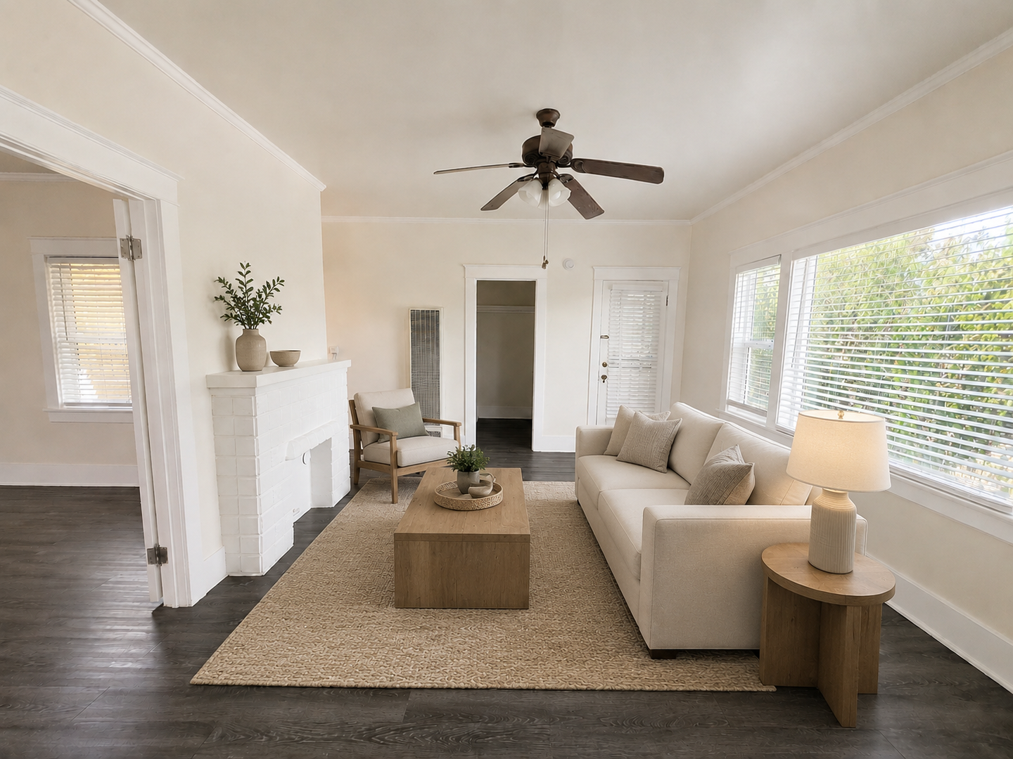 Long Beach Apartment: 1415 E. 2nd St