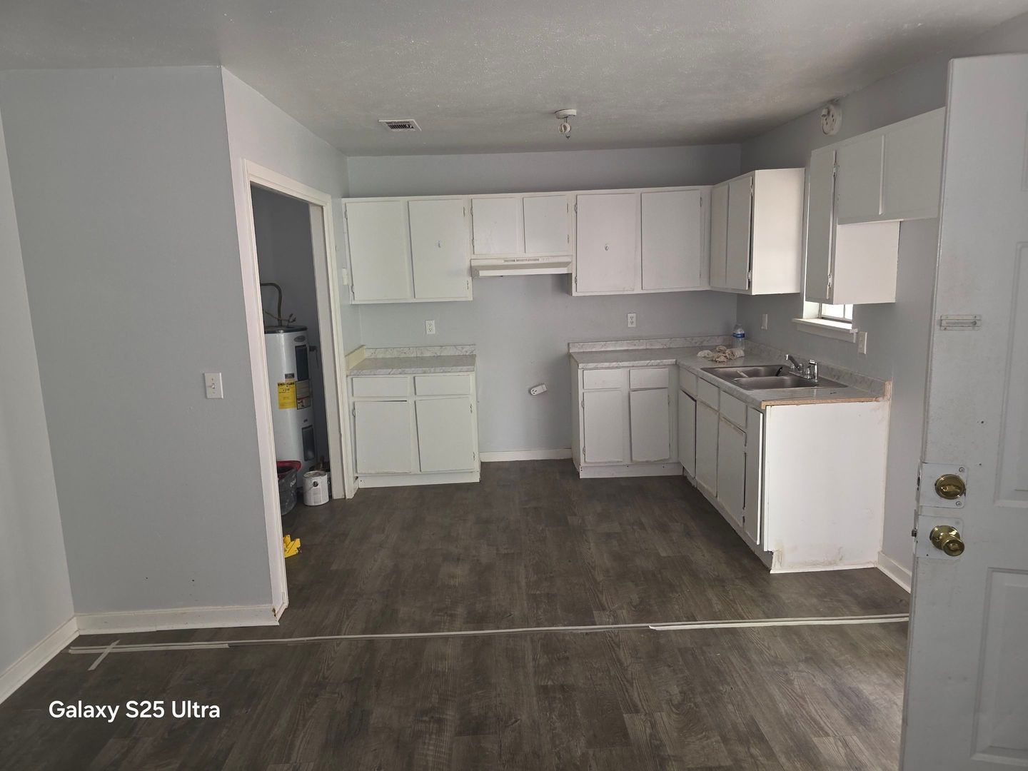 Jackson House: 1238A Kennington Ave,