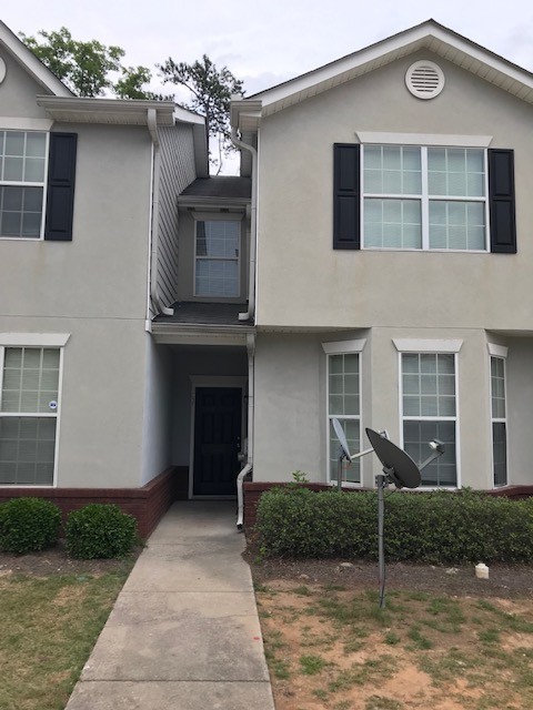 Jonesboro House: 7272 Wagon Wheel Court