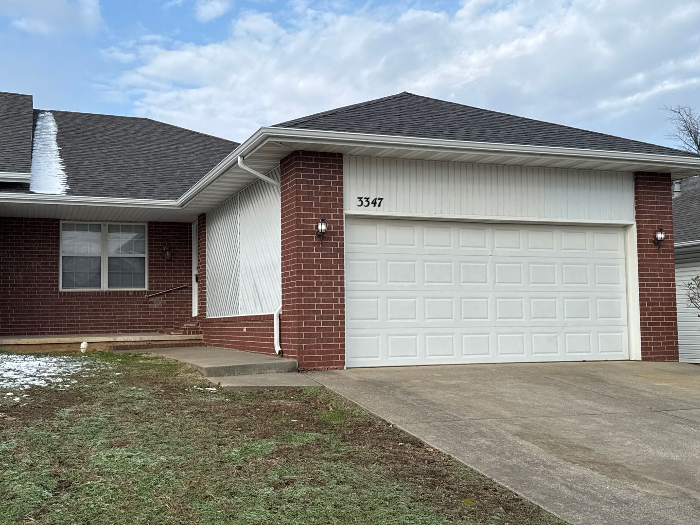 Springfield House: 3347 S Doris Ct