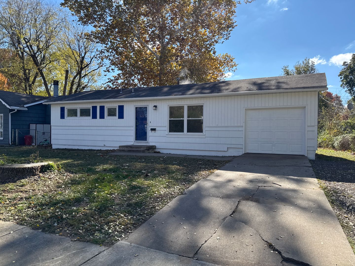 Springfield House: 1336 W Broadmoor St.