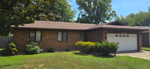 3 Bedrooms 2 Baths! Glendale School district! $1395 – photo 1
