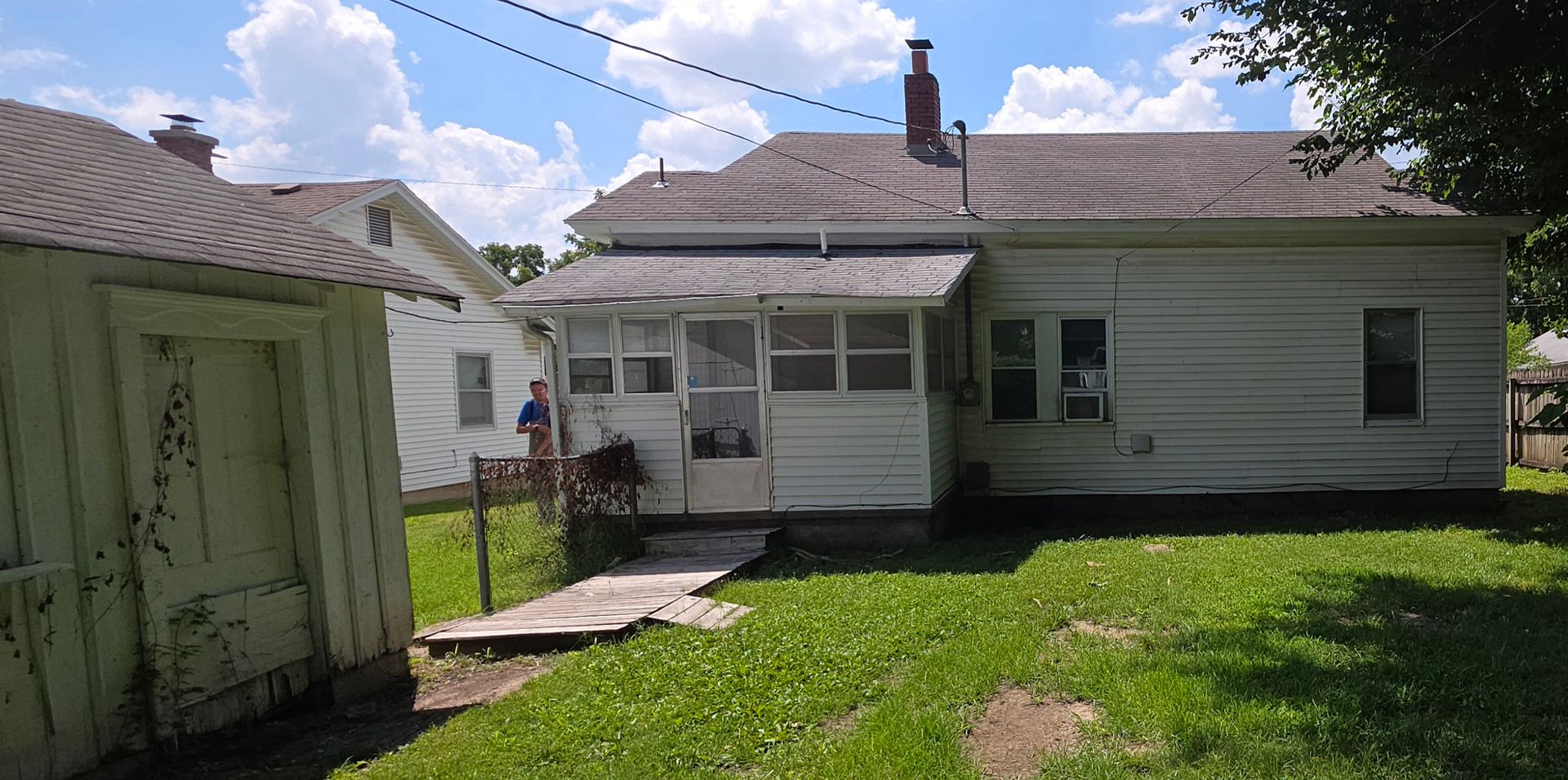 Springfield House: 2226 N National Ave.