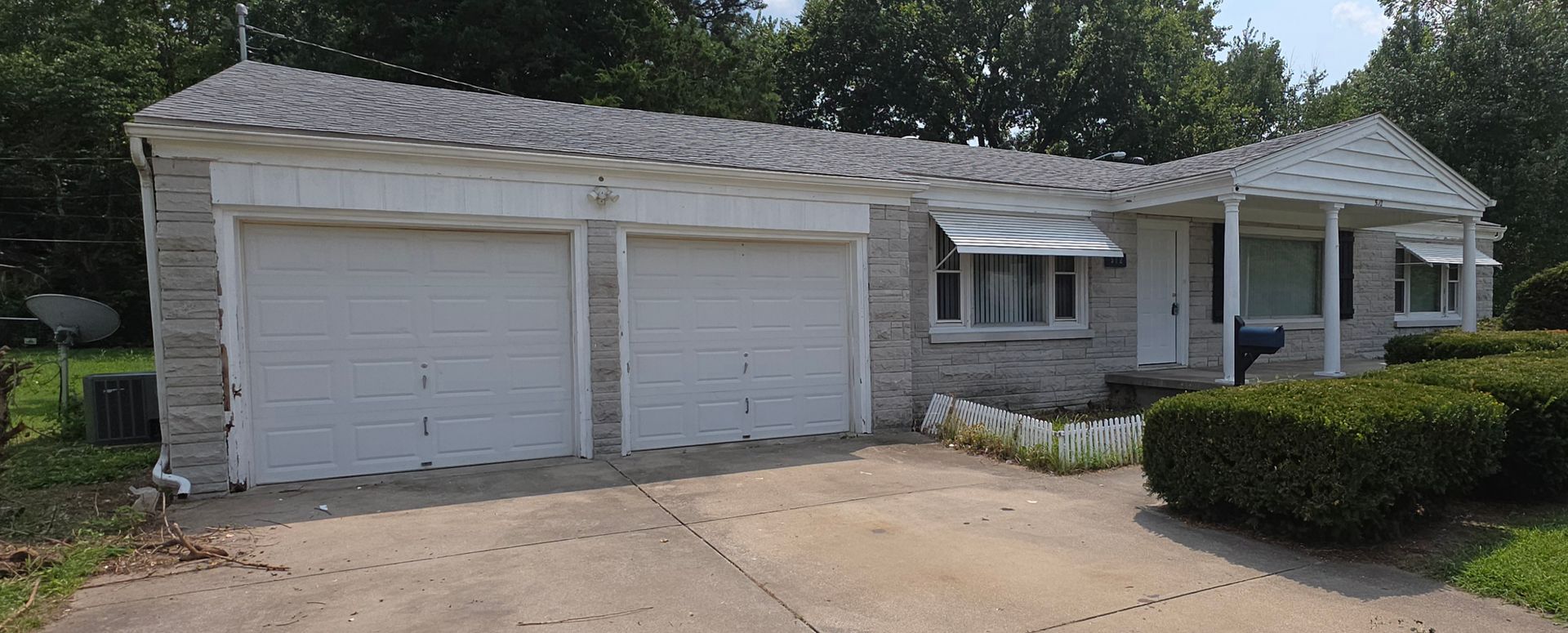 Springfield House: 512 W. Normal St.