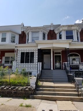 Beautiful four bedroom home in prime West Philadelphia location – photo 1