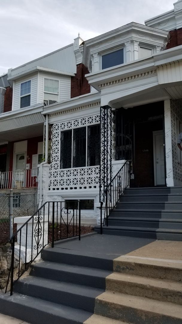 5346 Webster St 3 of 19