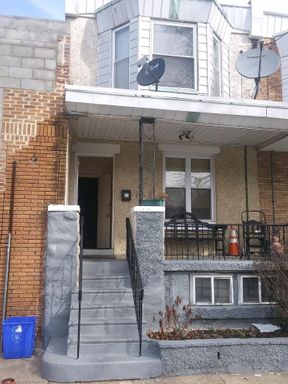 1 Bedroom Rental – 6037 Pine Street - 2nd Floor, Philadelphia, PA 19143