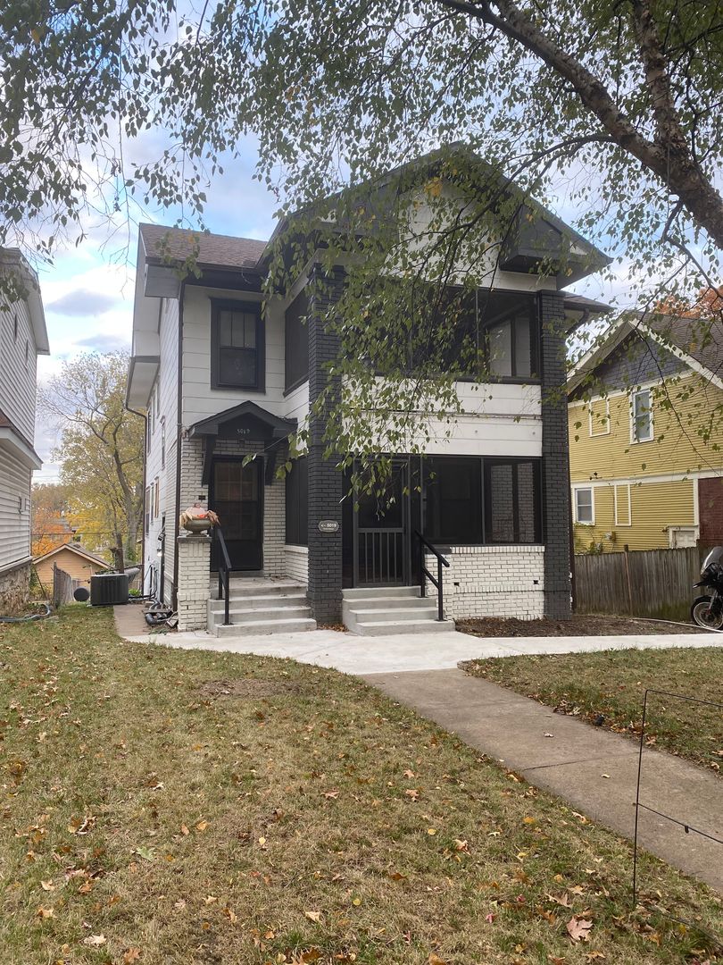 Kansas City House: 5019 Forest Avenue