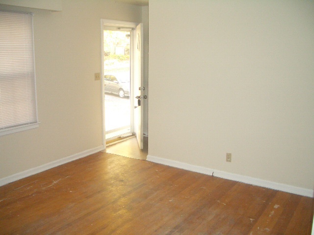 Kansas City House: 3516 Bell