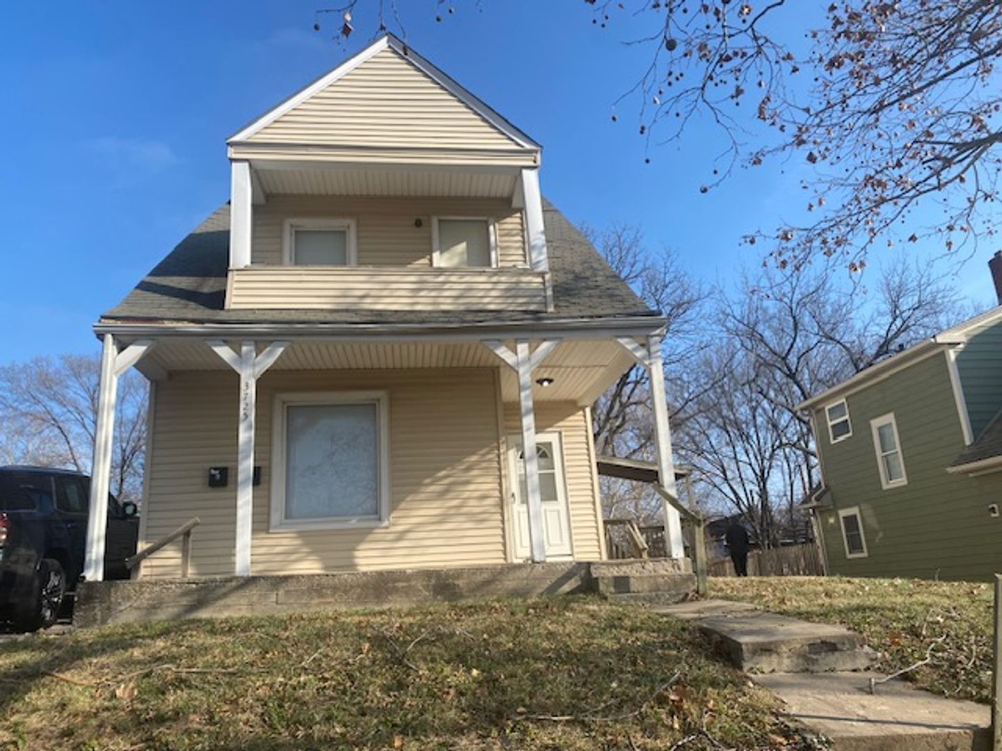 Kansas City House: 3725 State Line Unit 2