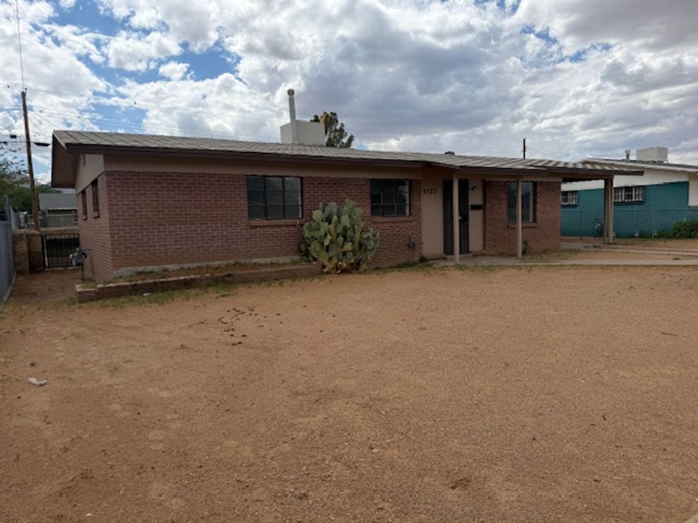 EL PASO House: 9523 CHARLESTON