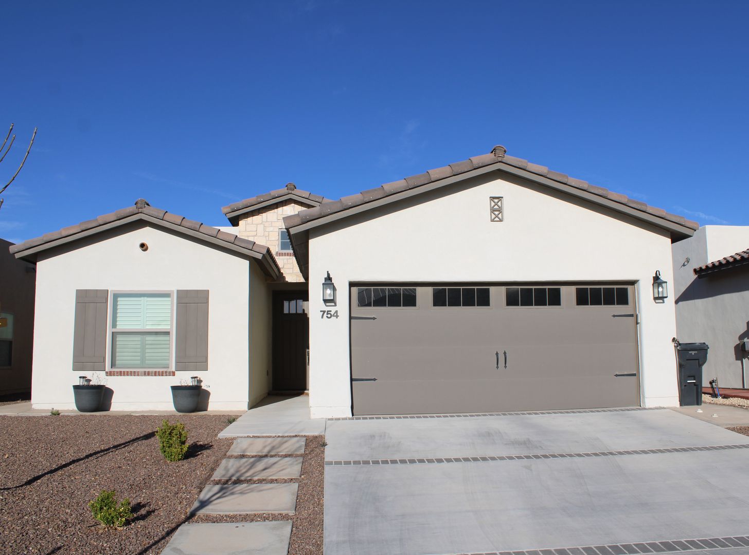 EL PASO House: 754 FLEXFORD ST.