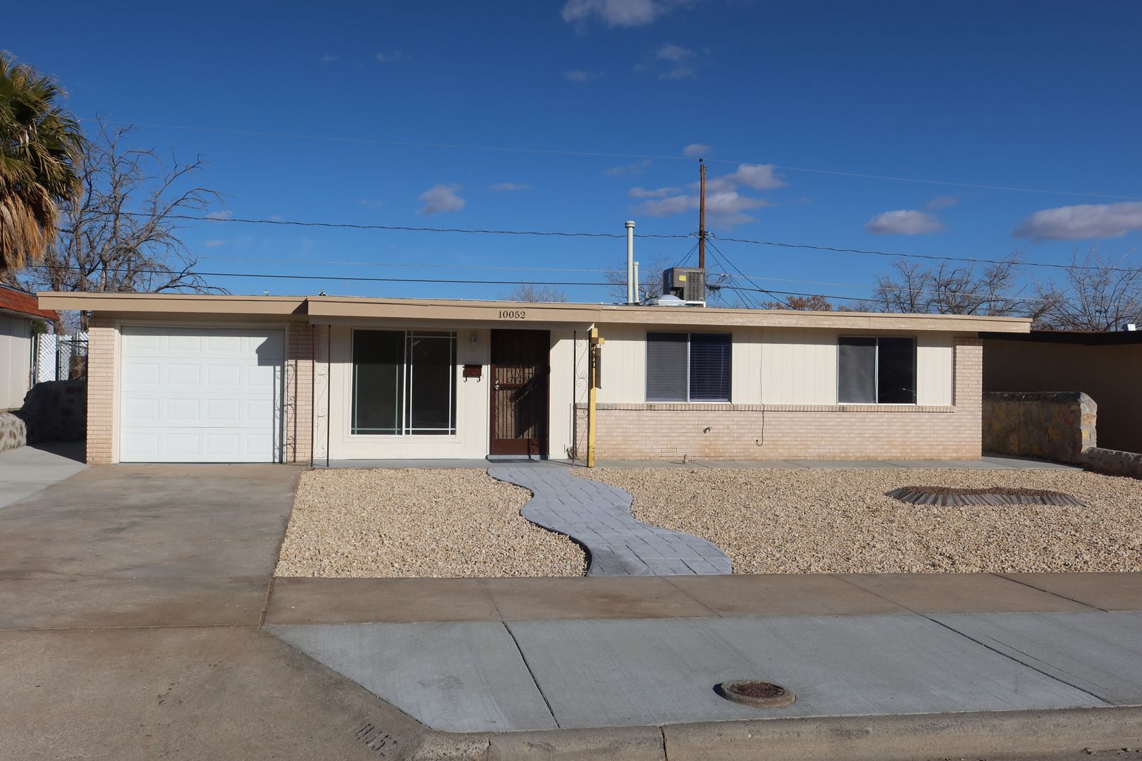 EL PASO House: 10052 KENWORTHY DR
