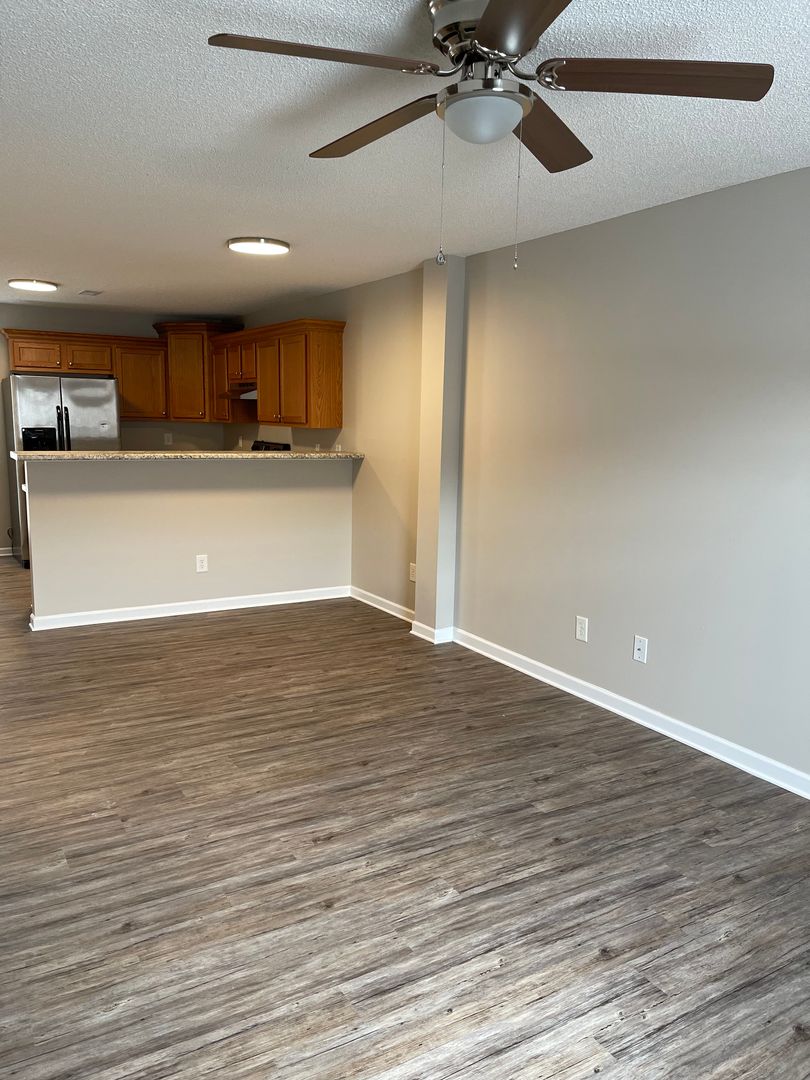 Johnson City Townhome: 2900 Watauga Rd.