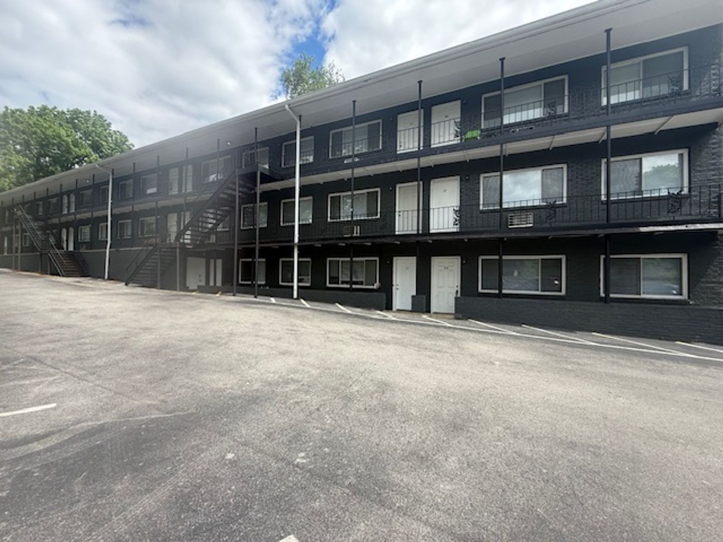 Knoxville Apartment: 1501 Washington Pike Rd.