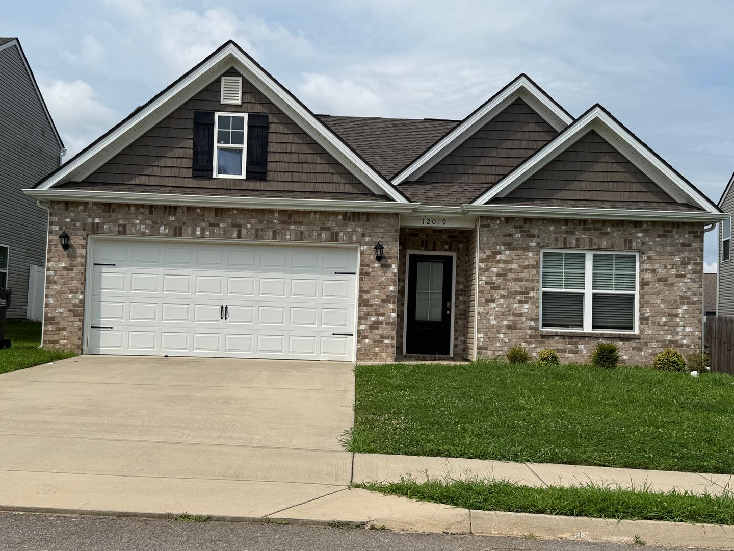 Knoxville House: 12019 Sweet Almond Ln