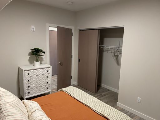 Listing photo thumbnail
