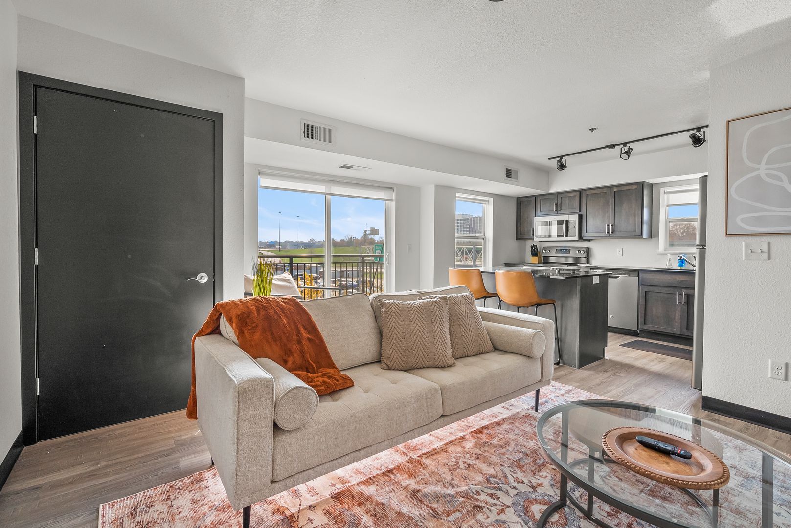 Waterloo Apartment: 21 Jefferson Street