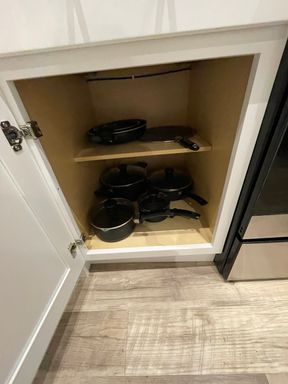 Listing photo thumbnail