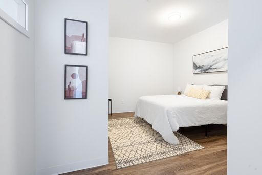 Listing photo thumbnail