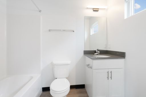 Listing photo thumbnail