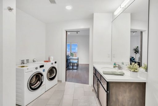 Listing photo thumbnail